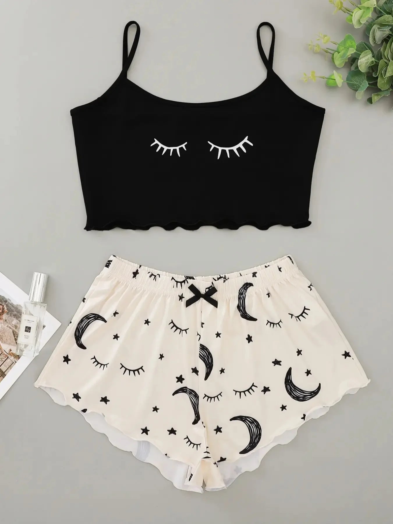 Women's 2pcs Moon Star Eyelash Print Pajama Set